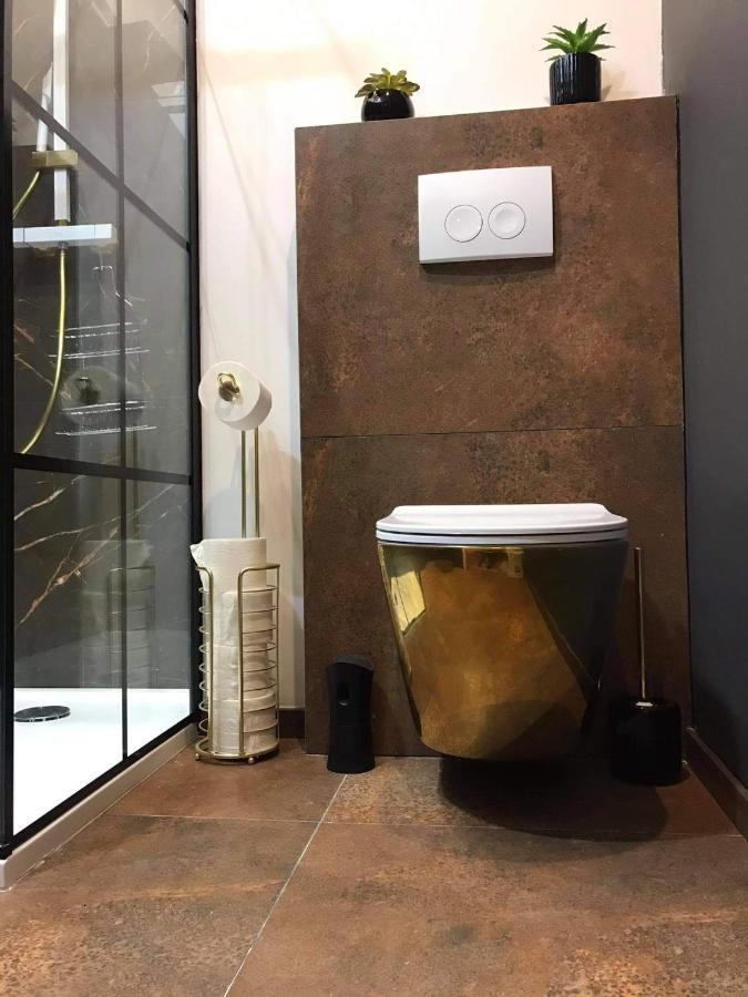 Gold Box Apartament กดัญสก์ ภายนอก รูปภาพ